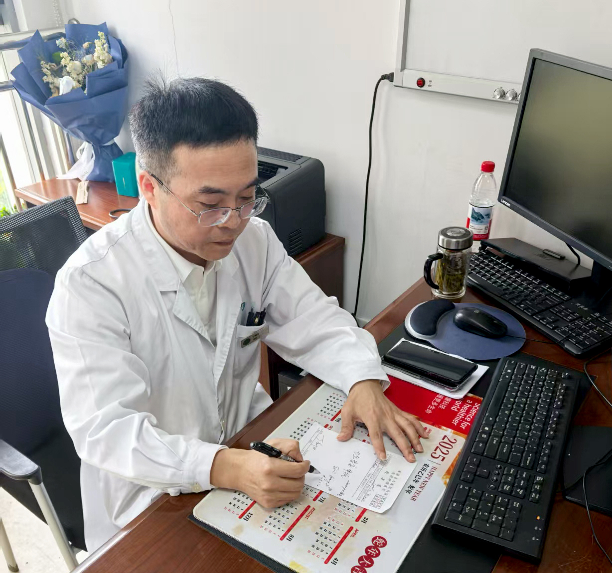 丁凯阳首方.jpg